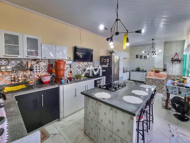 Sobrado com 360m² 5 quartos e 4 banheiros, à venda, no bairro Setor Habitacional Vicente Pires - Trecho 3 em Brasília