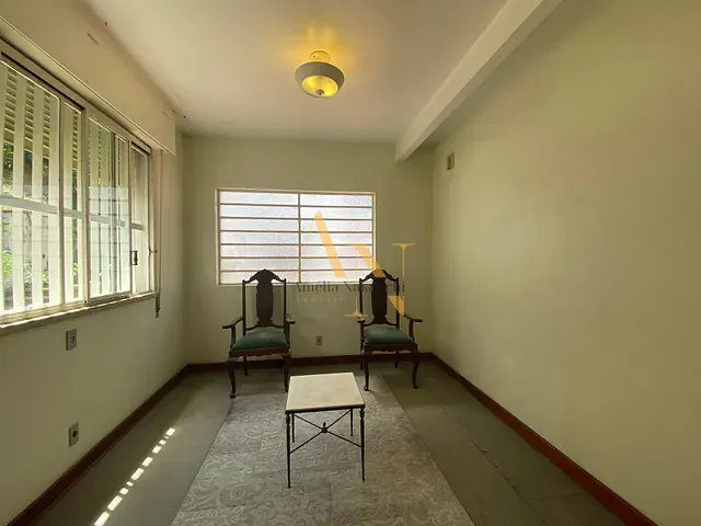 Sobrado 5 quartos e 4 banheiros, à venda ou para alugar, no bairro Higienópolis em São Paulo