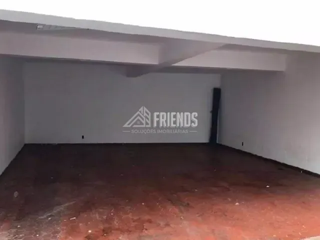 Sobrado com 556m², para alugar, no bairro Pacaembu em São Paulo