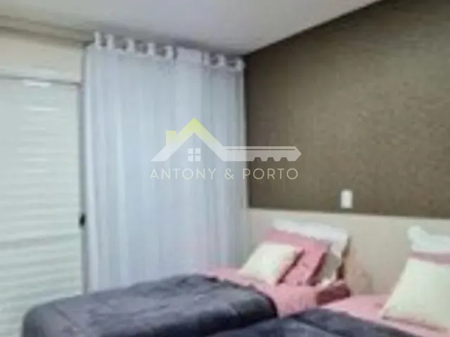 Sobrado com 400m² 4 quartos e 5 banheiros, à venda, no bairro Balneário Praia do Pernambuco em Guarujá