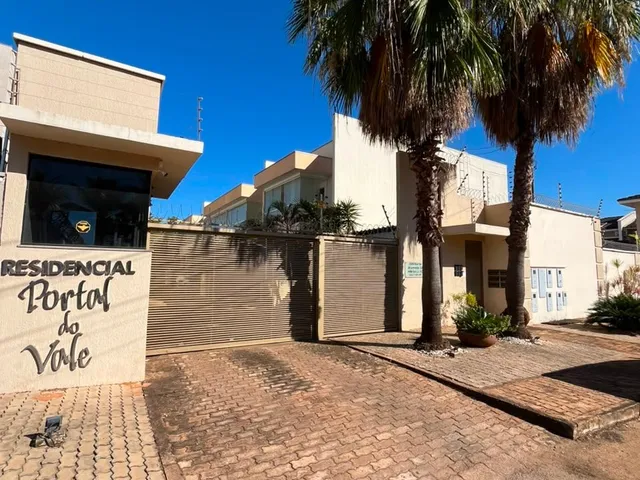 Sobrado 3 quartos e 4 banheiros, para alugar, no bairro Plano Diretor Norte em Palmas
