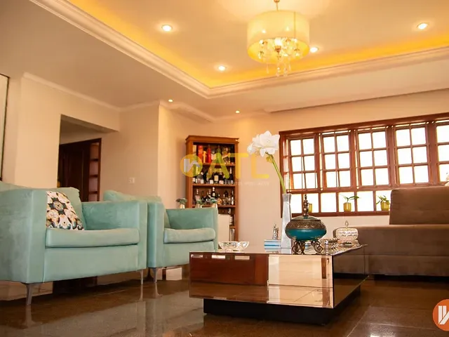 Sobrado com 1080m² 4 quartos e 6 banheiros, à venda, no bairro Jardim Paulista em Ourinhos