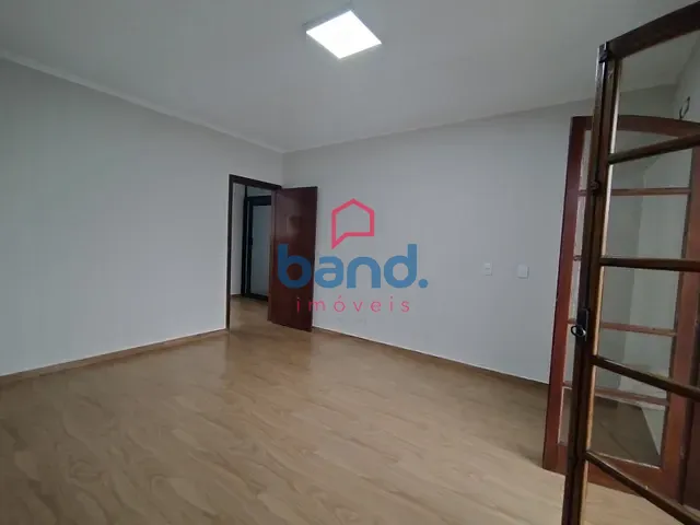 Sobrado para alugar, no bairro Centro em Porto Feliz