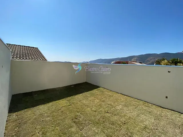 Sobrado com 150m² 3 quartos e 3 banheiros, à venda, no bairro Jardim Jaraguá em Atibaia
