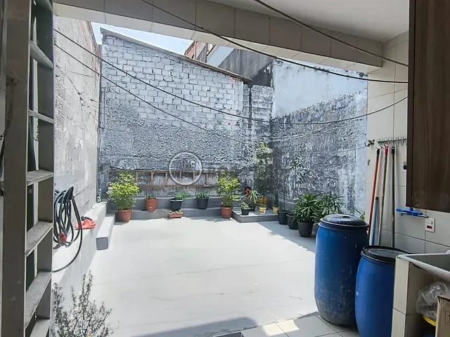 Sobrado 3 quartos e 1 banheiro, à venda, no bairro Cidade Boa Vista em Suzano