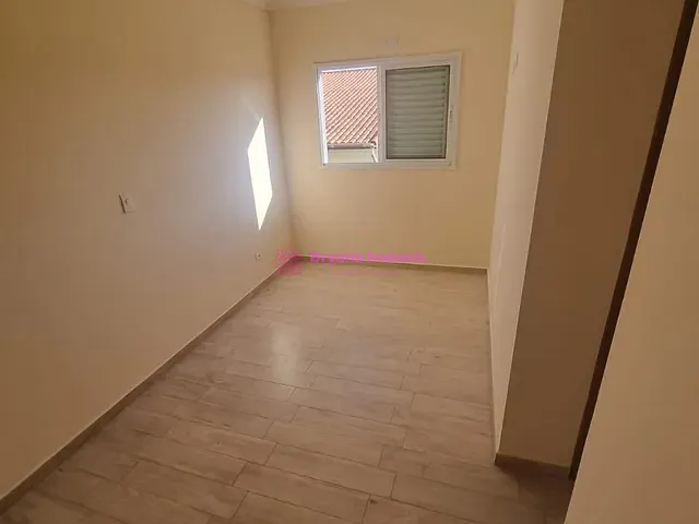 Sobrado com 110m² 2 quartos e 4 banheiros, à venda, no bairro Parque Gerassi em Santo André