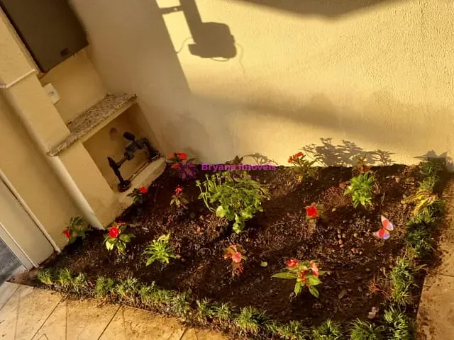 Sobrado com 110m² 2 quartos e 4 banheiros, à venda, no bairro Parque Gerassi em Santo André