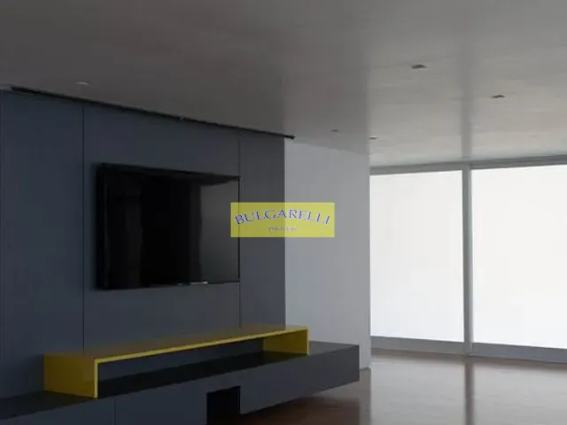 Sobrado com 450m² 4 quartos e 6 banheiros, à venda, no bairro Anhangabaú em Jundiaí