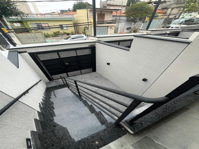 Sobrado com 134m² 3 quartos e 4 banheiros, à venda, no bairro Vila Araguaia em São Paulo