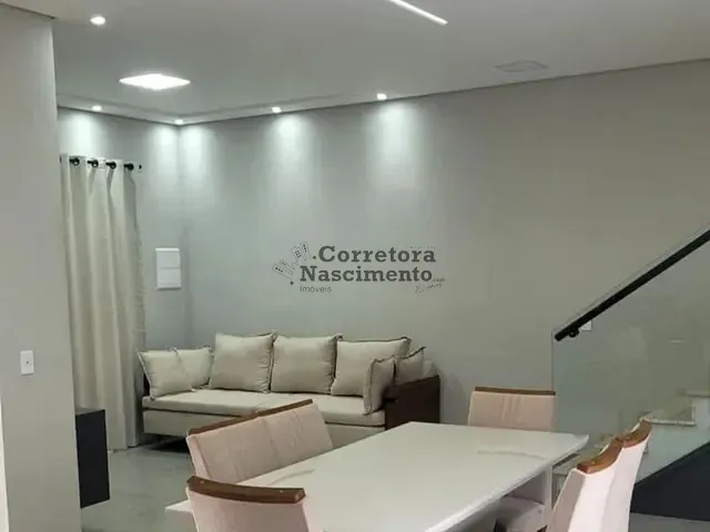 Sobrado com 240m² 2 quartos e 3 banheiros, à venda, no bairro Loteamento Villa Branca em Jacareí