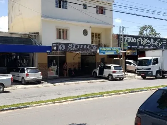 Sobrado com 121m² 6 quartos e 3 banheiros, à venda, no bairro São Roque em Aparecida