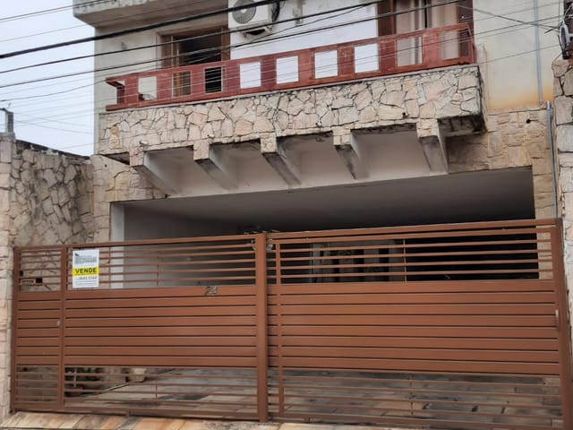 Sobrado com 205m² 3 quartos e 3 banheiros, à venda, no bairro Centro em Pindamonhangaba