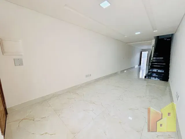Sobrado 3 quartos e 4 banheiros, à venda, no bairro Penha de França em São Paulo