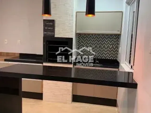 Sobrado com 150m² 3 quartos e 3 banheiros, à venda, no bairro Ribeirão do Lipa em Cuiabá