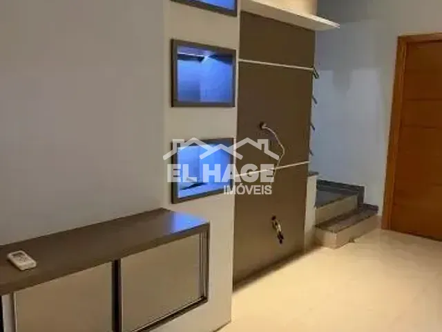 Sobrado com 150m² 3 quartos e 3 banheiros, à venda, no bairro Ribeirão do Lipa em Cuiabá