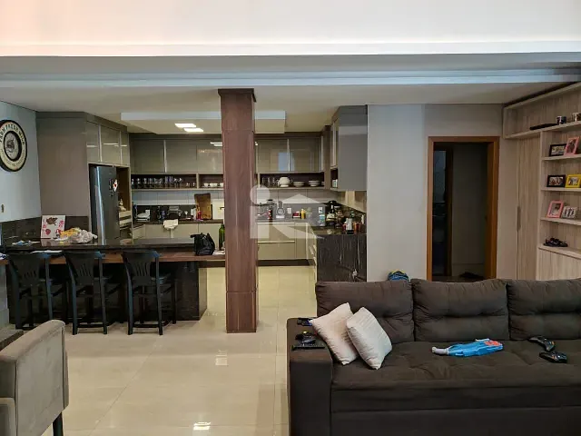 Sobrado com 450m² 4 quartos e 5 banheiros, à venda, no bairro Jardim Alto da Boa Vista em Rolândia