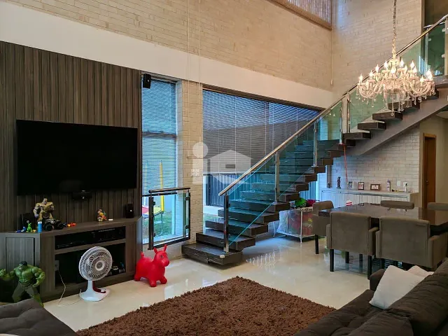 Sobrado com 450m² 4 quartos e 5 banheiros, à venda, no bairro Jardim Alto da Boa Vista em Rolândia