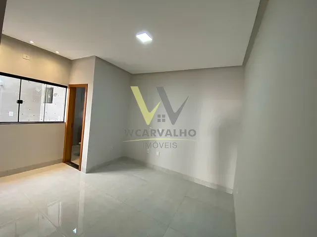 Sobrado com 150m² 3 quartos e 3 banheiros, à venda, no bairro Parque Brasilia 2ª Etapa em Anápolis