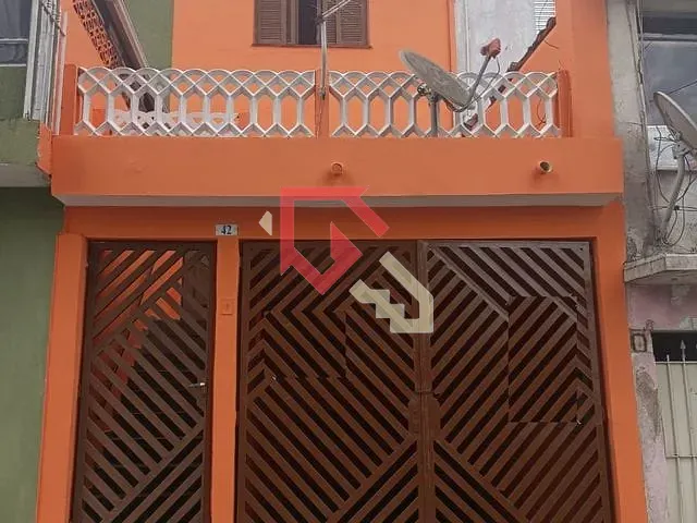 Sobrado 2 quartos e 2 banheiros, à venda, no bairro Vila Augusto em Mauá