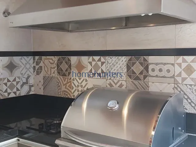 Sobrado com 300m² 3 quartos e 5 banheiros, à venda, no bairro Betel em Paulínia