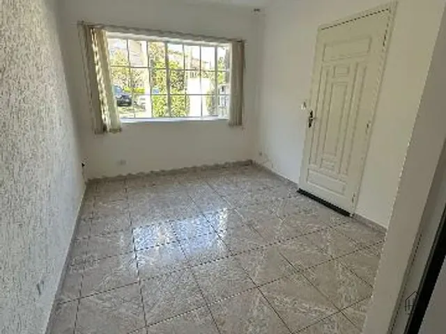 Sobrado 2 quartos e 1 banheiro, à venda, no bairro Barro Branco em Cotia