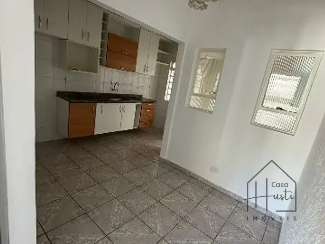 Sobrado 2 quartos e 1 banheiro, à venda, no bairro Barro Branco em Cotia