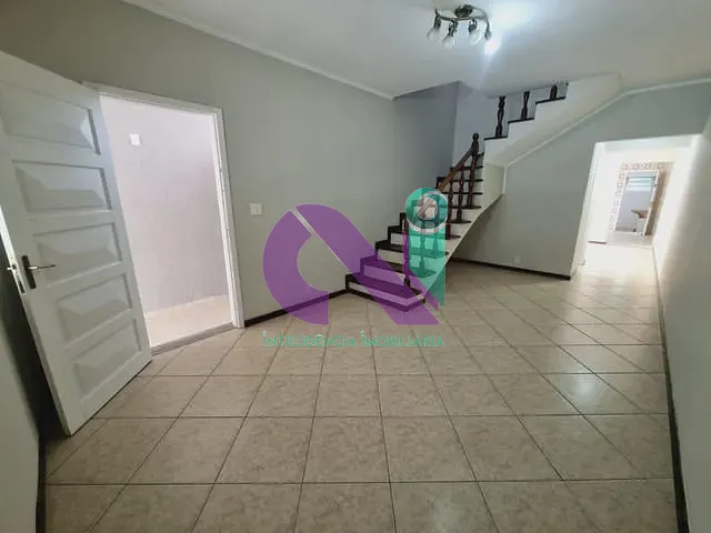 Sobrado com 125m² 3 quartos e 2 banheiros, à venda, no bairro Bela Vista em Osasco
