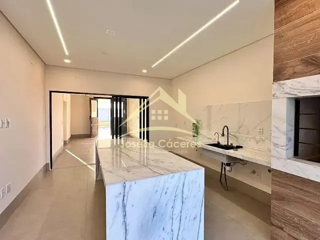 Sobrado com 298m² 3 quartos e 5 banheiros, à venda, no bairro Boa Esperança em Cuiabá