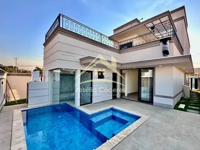 Sobrado com 298m² 3 quartos e 5 banheiros, à venda, no bairro Boa Esperança em Cuiabá