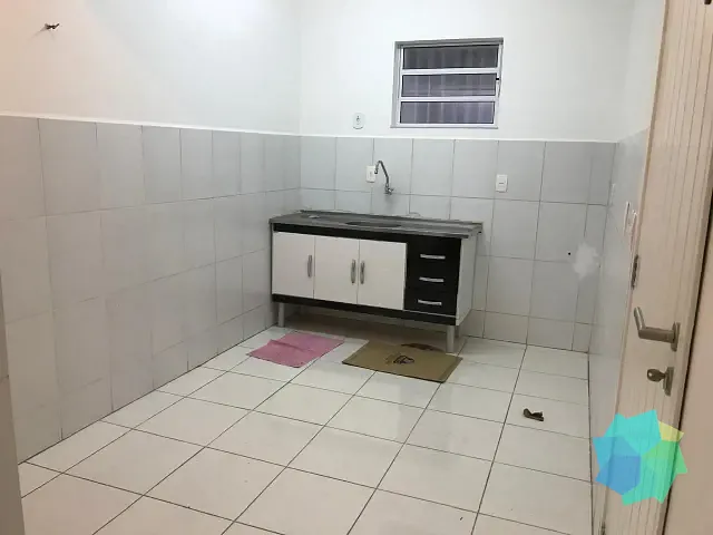Sobrado à venda ou para alugar, no bairro Planalto Paulista em São Paulo