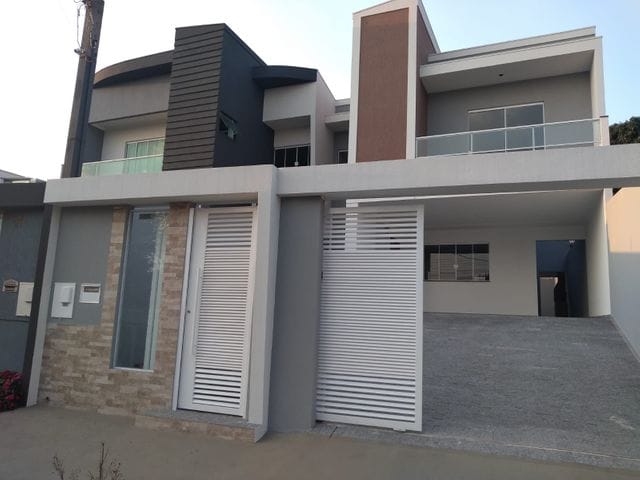 Foto do Sobrado - Sobrado à venda próximo ao Colégio Platão no Jardim Aclimação , Com 167,64 m²de área construída e 277 m² de terreno ,Apucarana, PR | J. Mareze Imóveis Ltda