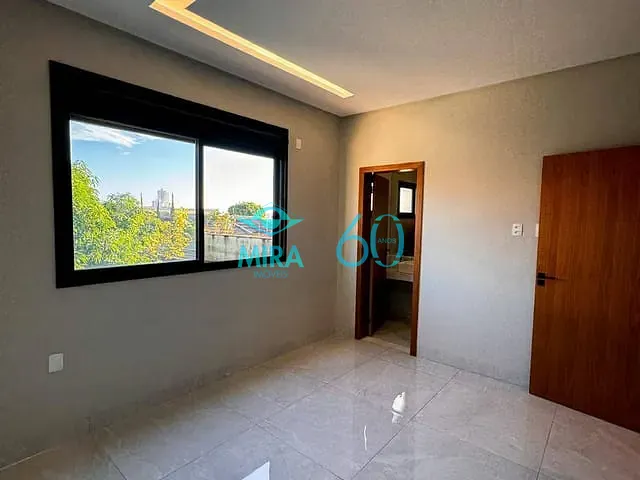 Sobrado com 375m² 4 quartos e 5 banheiros, à venda, no bairro Vila Rezende em Goiânia