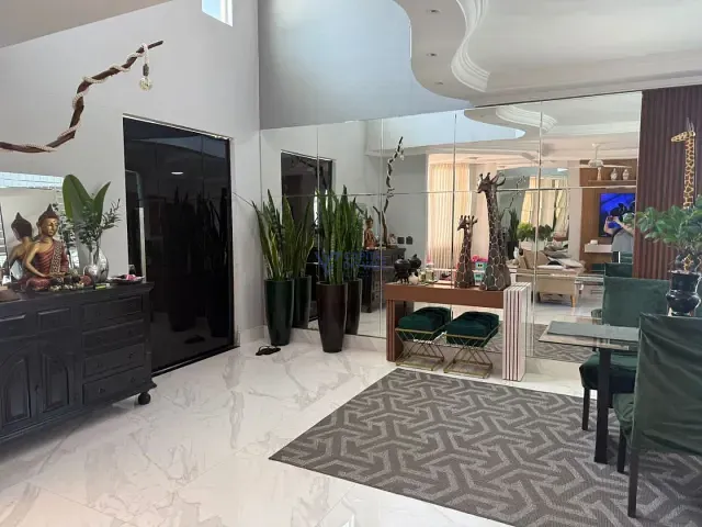 Sobrado com 300m² 5 quartos e 7 banheiros, à venda, no bairro Urbanova em São José dos Campos