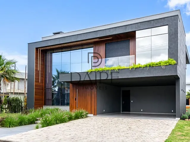 Sobrado com 500m² 5 quartos e 6 banheiros, à venda, no bairro Marina em Xangri-Lá