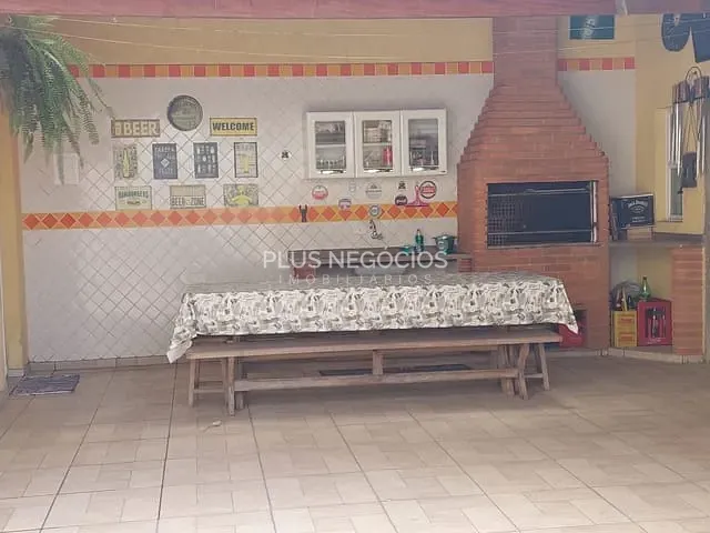 Sobrado com 250m² 3 quartos e 4 banheiros, à venda, no bairro Jardim Residencial Deolinda Guerra em Sorocaba