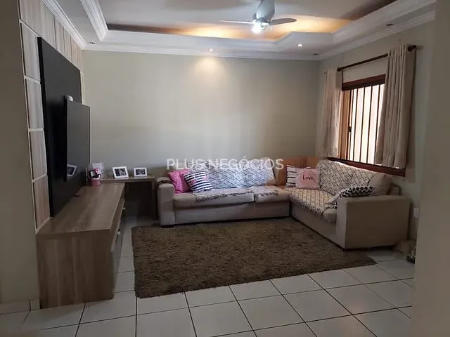 Sobrado com 250m² 3 quartos e 4 banheiros, à venda, no bairro Jardim Residencial Deolinda Guerra em Sorocaba