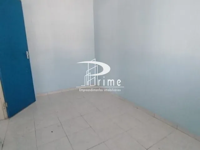 Sobrado com 90m² 2 quartos e 1 banheiro, à venda, no bairro Centro em São Gonçalo