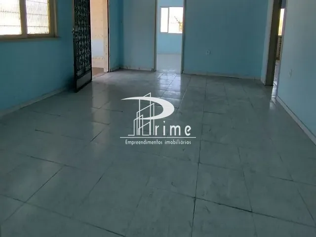 Sobrado com 90m² 2 quartos e 1 banheiro, à venda, no bairro Centro em São Gonçalo