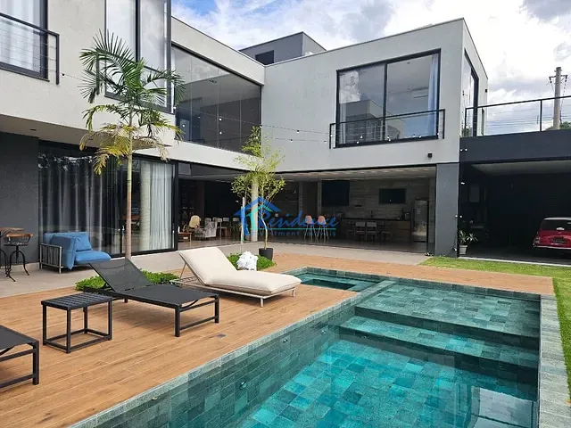 Sobrado com 1003m² 5 quartos e 9 banheiros, à venda, no bairro Jardim Indaiatuba Golf em Indaiatuba