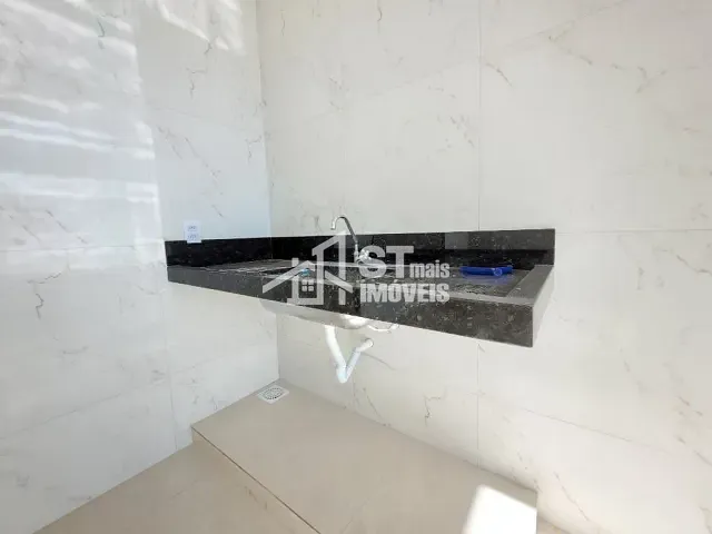 Sobrado com 79m² 2 quartos e 1 banheiro, à venda, no bairro Pirapitinga em Andradas