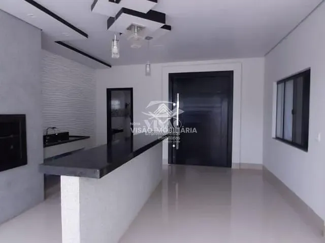 Sobrado com 271m², à venda, no bairro Jardim Maringá em Sinop