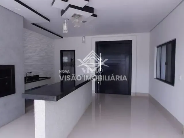 Sobrado com 271m², à venda, no bairro Jardim Maringá em Sinop