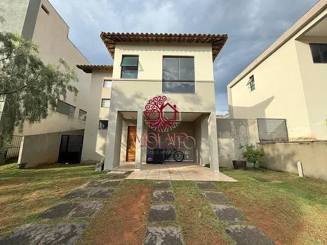 Sobrado com 500m² 3 quartos e 3 banheiros, à venda ou para alugar, no bairro Quinta dos Viana em Lagoa Santa