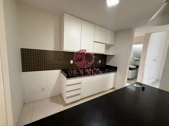 Sobrado com 500m² 3 quartos e 3 banheiros, à venda ou para alugar, no bairro Quinta dos Viana em Lagoa Santa