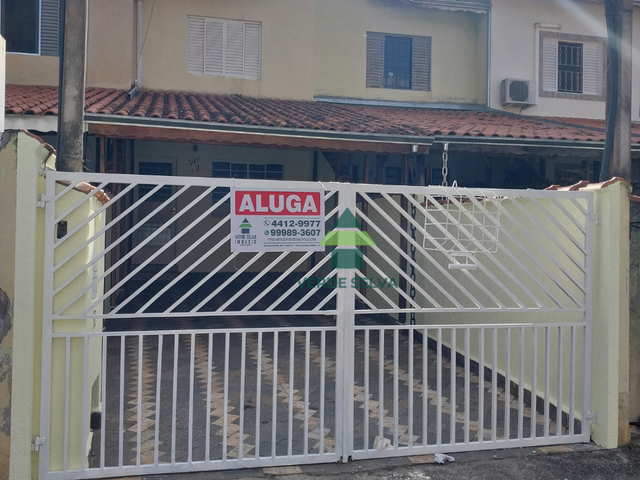Sobrado 2 quartos e 3 banheiros, para alugar, no bairro Jardim Imperial em Atibaia