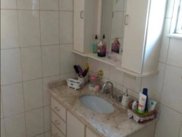 Sobrado 3 quartos e 2 banheiros, à venda, no bairro Vila Gilda em Santo André