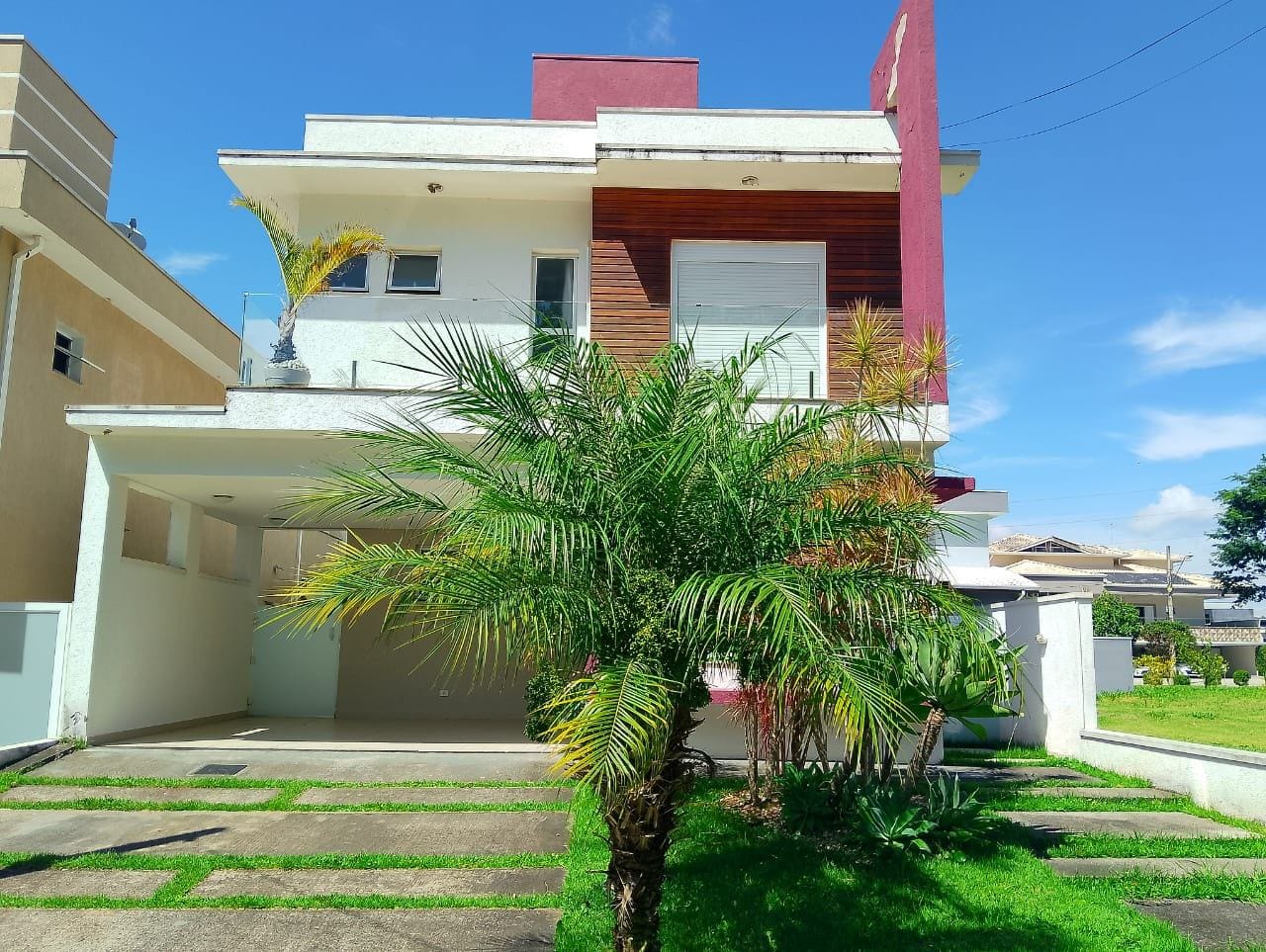 Bella Cittá 04 suítes com piscina R$ 2.000.000,00