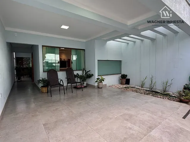 Sobrado com 150m² 3 quartos e 3 banheiros, à venda, no bairro Jardim Colina Verde em Maringá
