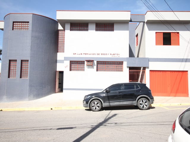 Sala com 120m², para alugar, no bairro Jardim Bela Vista em São João da Boa Vista
