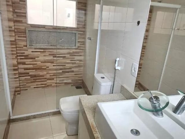 Sobrado 2 quartos e 2 banheiros, à venda, no bairro Jardim Santo Antônio em Macaé